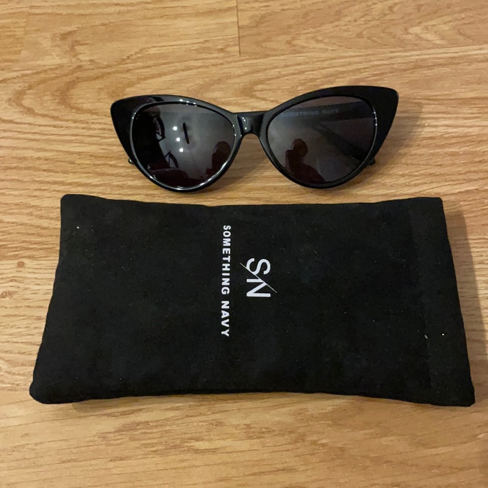 Something Navy Cat Eye Sunglasses in Black